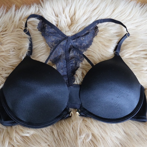 Bundles of VS Push Up bras—- VS and La Senza - Picture 2 of 8